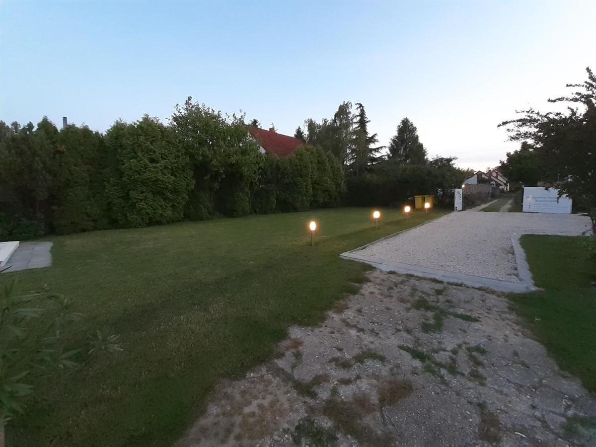 Margareta Apartman - Balatonlelle Exterior foto