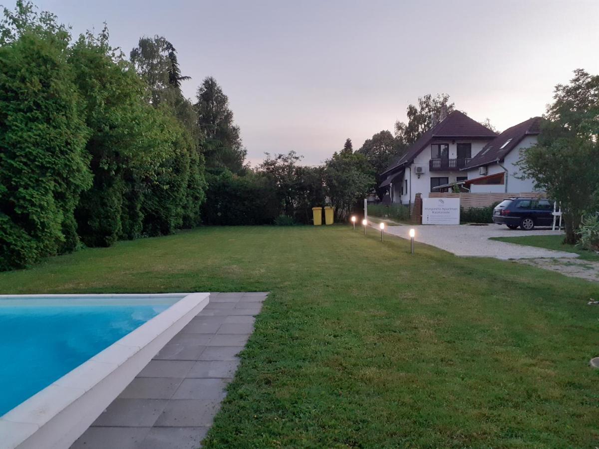 Margareta Apartman - Balatonlelle Exterior foto