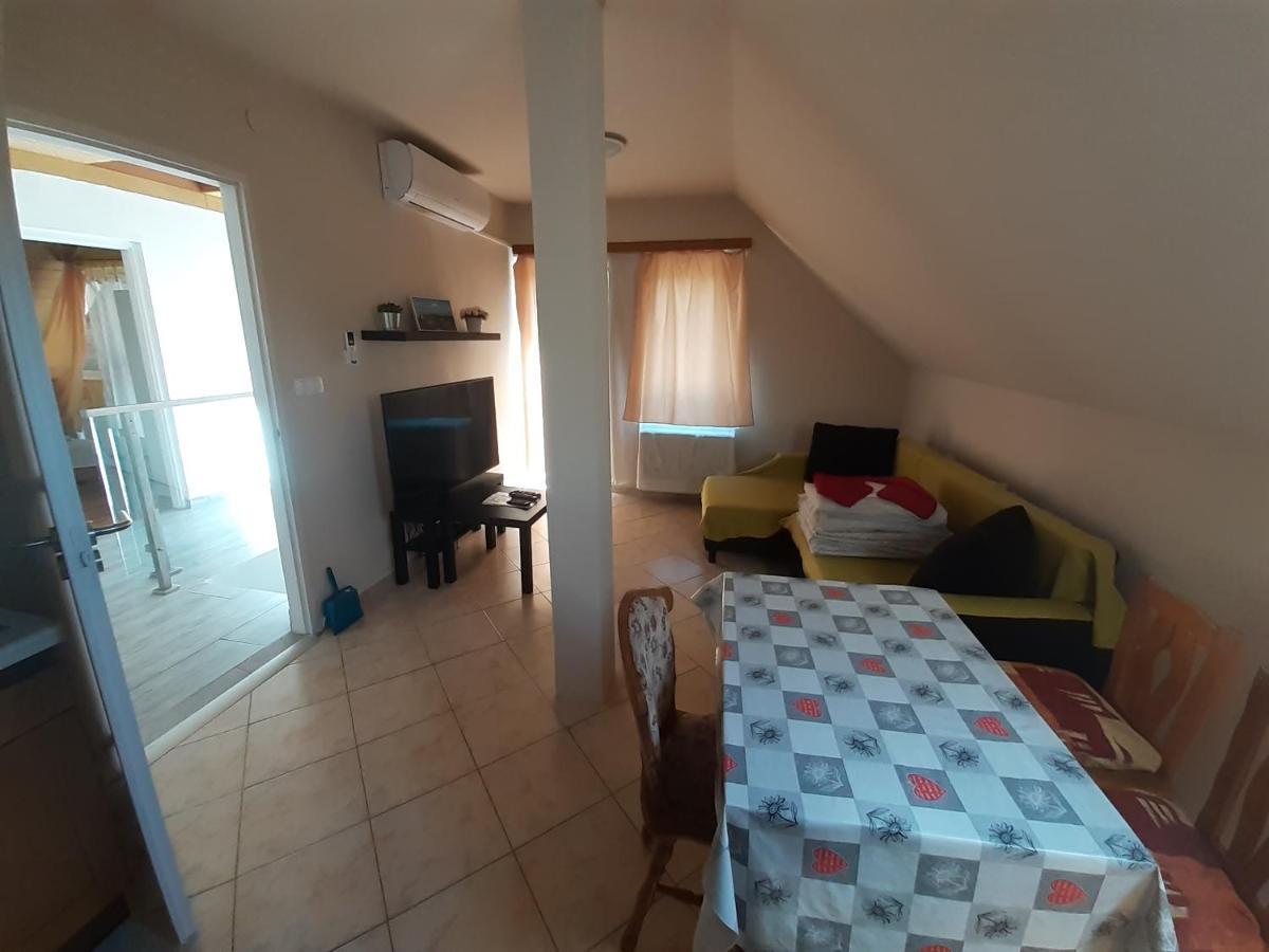 Margareta Apartman - Balatonlelle Exterior foto