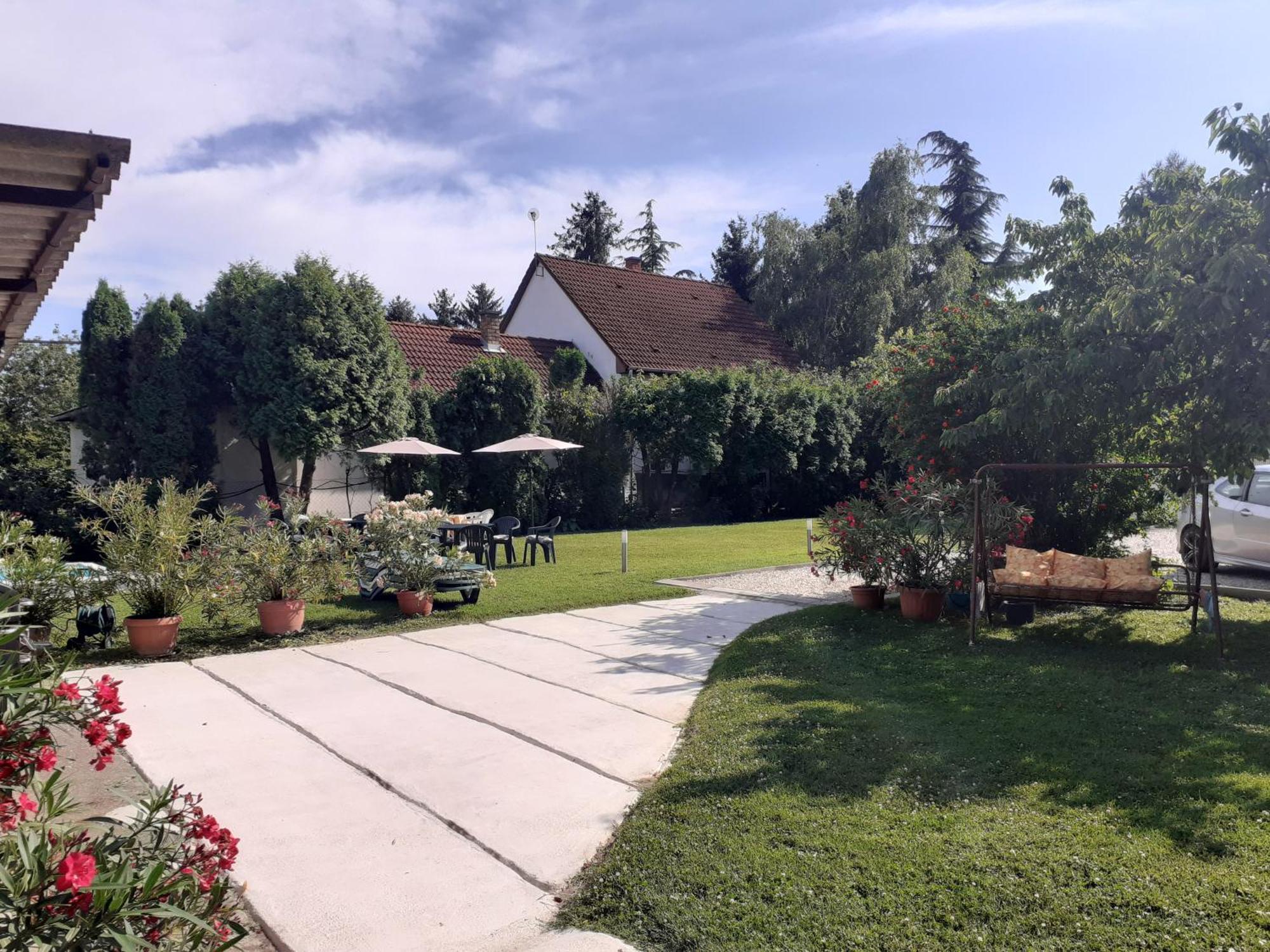 Margareta Apartman - Balatonlelle Exterior foto