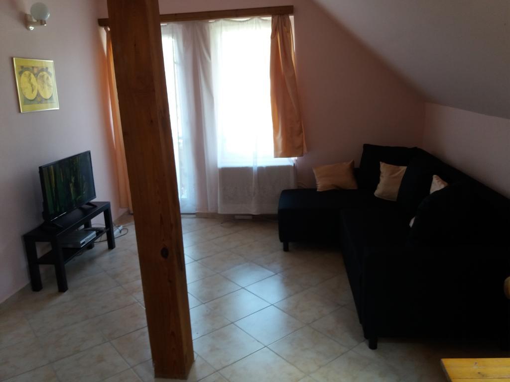 Margareta Apartman - Balatonlelle Exterior foto