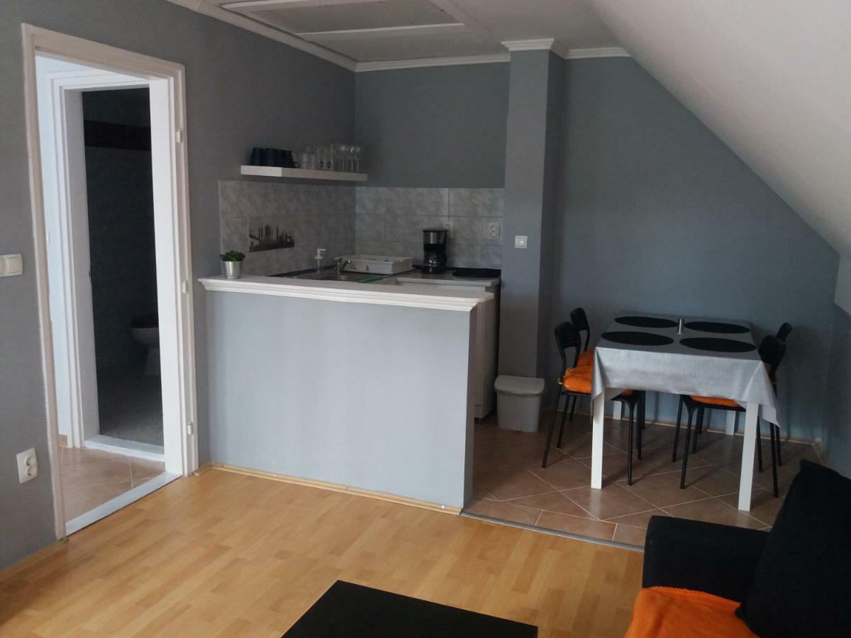 Margareta Apartman - Balatonlelle Exterior foto