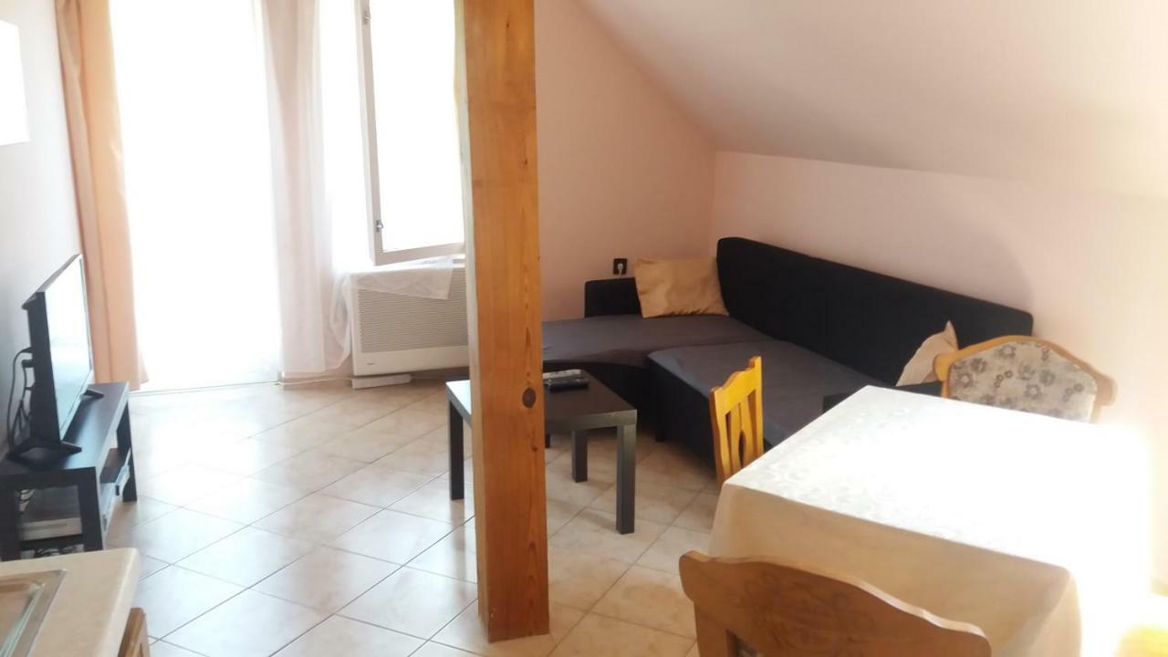 Margareta Apartman - Balatonlelle Exterior foto